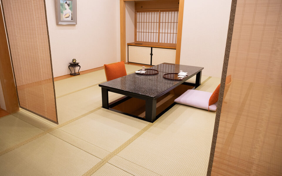 座敷（2〜4名）