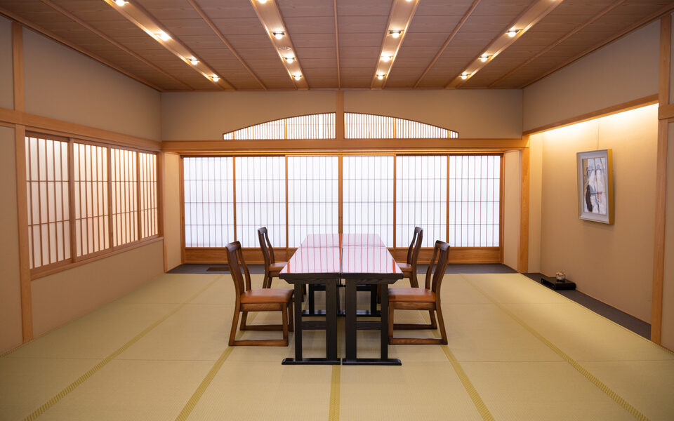 障子の間（椅子席・4名）